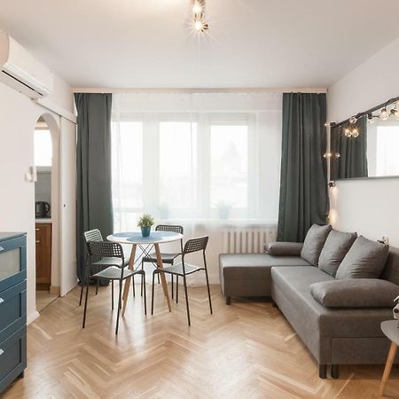 Animal House - Stayinwroclaw Ngoại thất bức ảnh