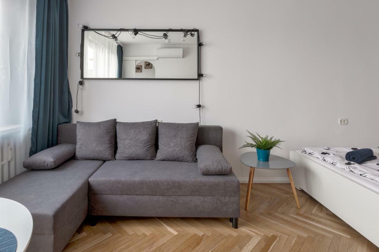 Animal House - Stayinwroclaw Ngoại thất bức ảnh